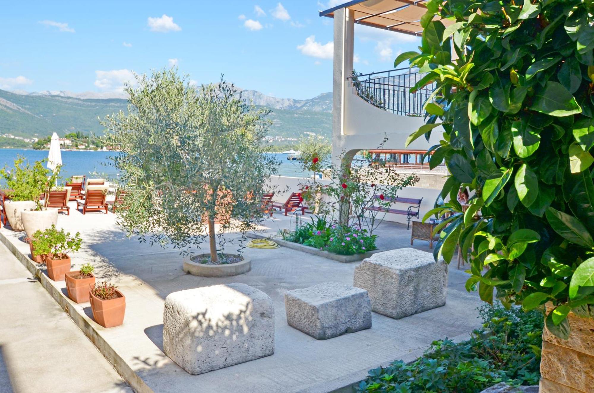 Dubravcevic Residence Тиват Экстерьер фото